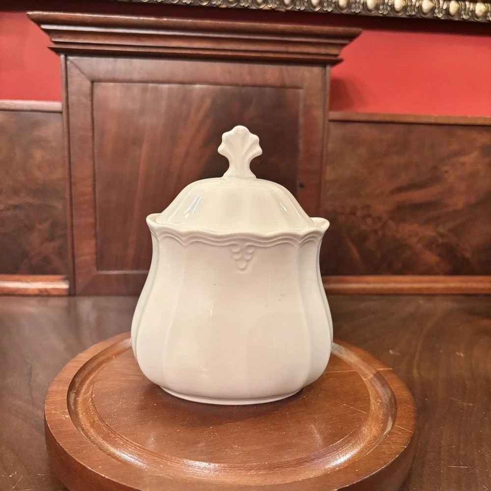 Vintage Lenox Casual Ivory Elegance  Porcelain Covered Sugar Bowl Lidded USA